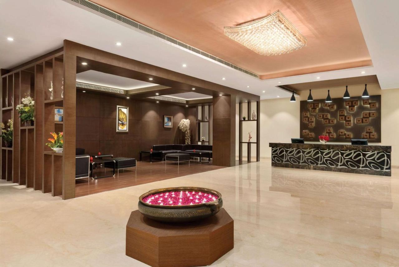 Hotel Ramada Neemrana Esterno foto