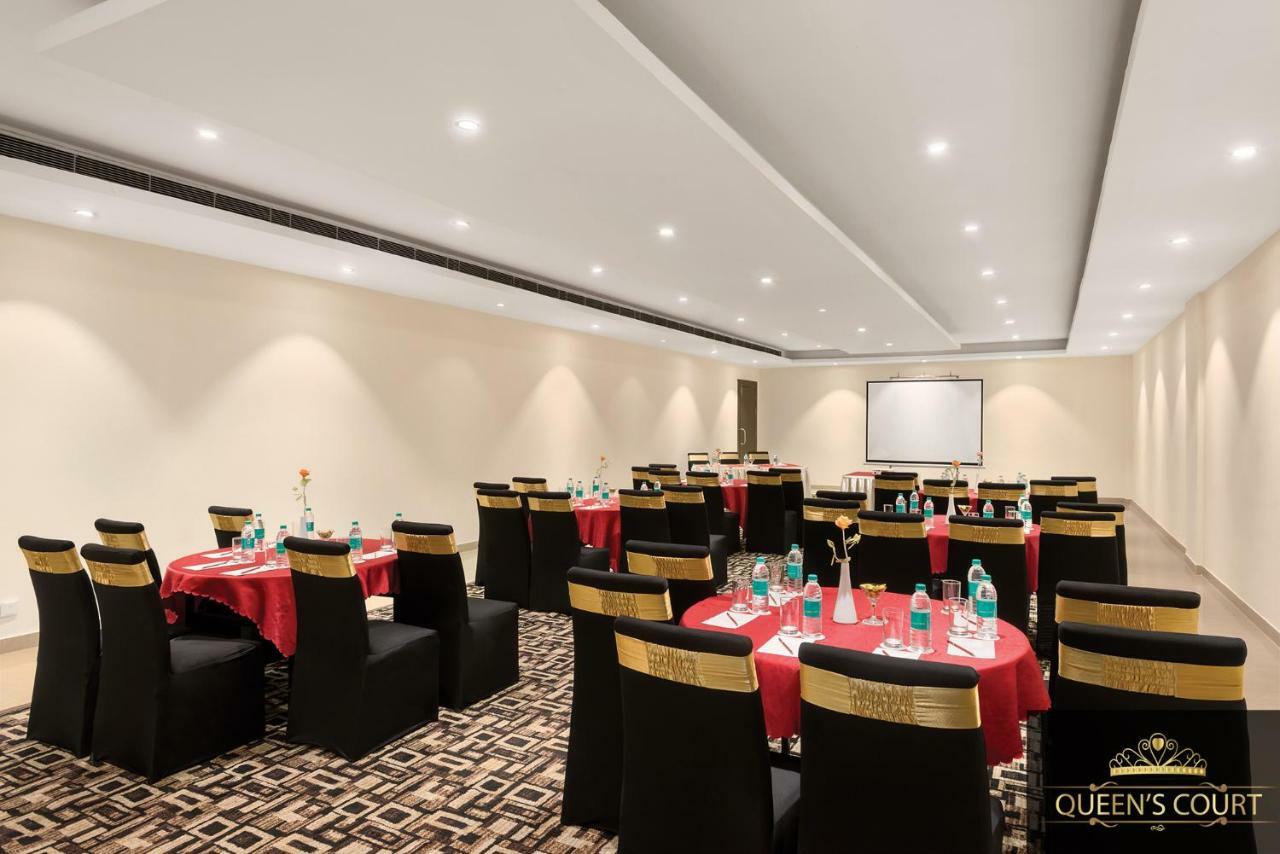 Hotel Ramada Neemrana Esterno foto