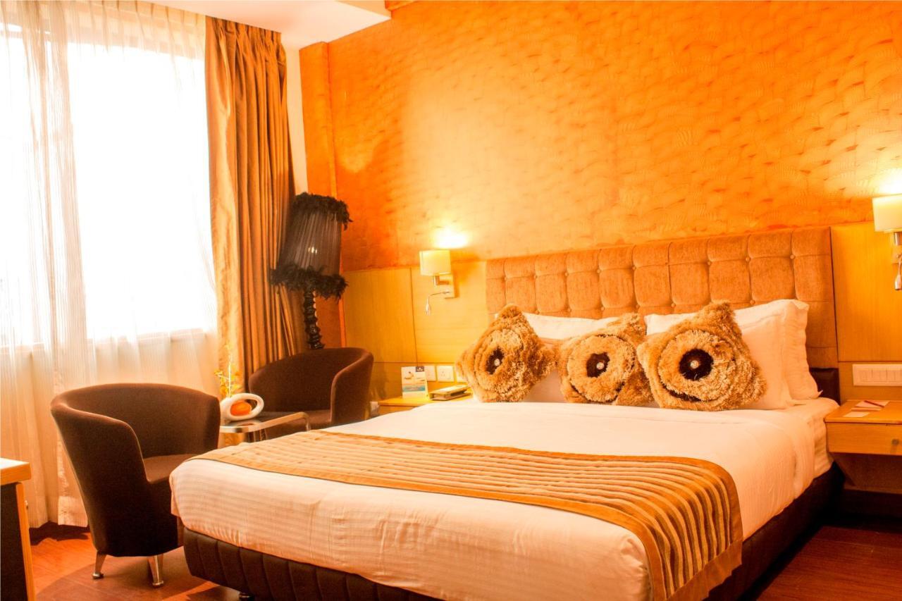 Hotel Ramada Neemrana Esterno foto